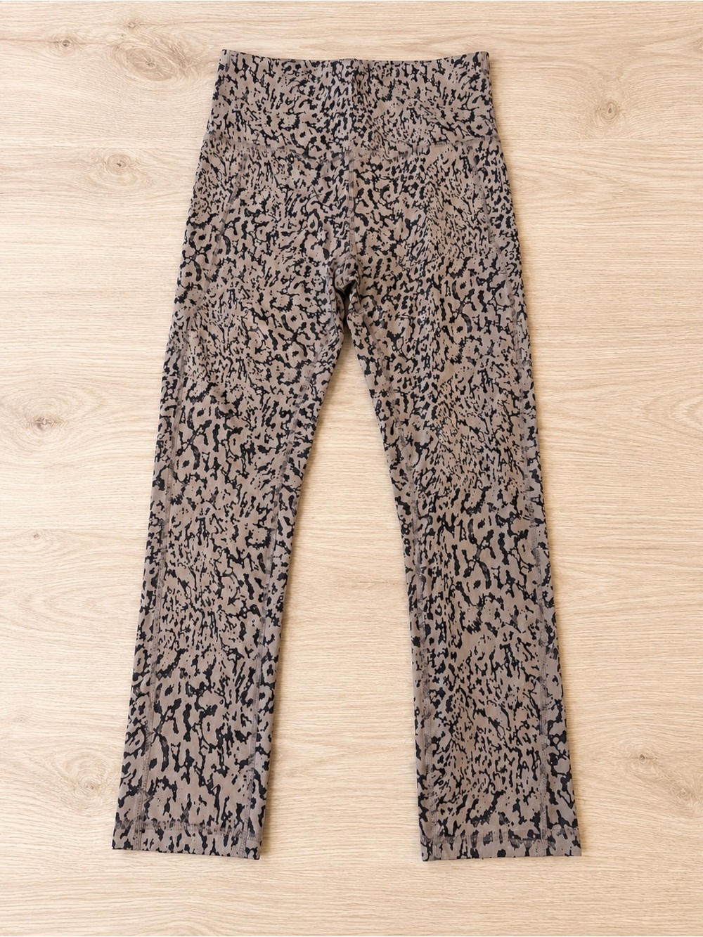 Move Theology Abstract Print Leggings Size Large